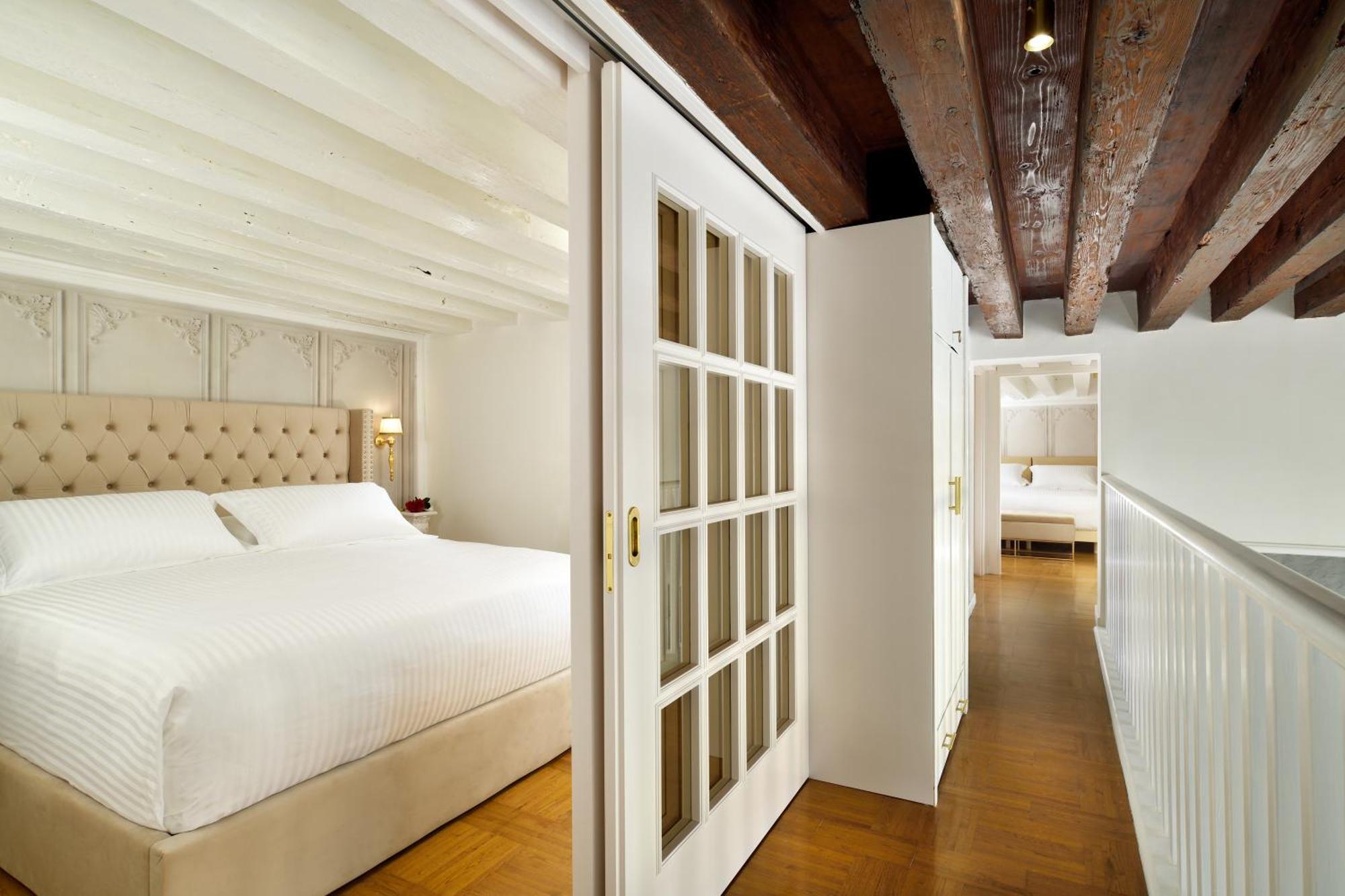 Swan Dolcevita Prestige Stay - Canal View & Exclusive Experience Венеция Экстерьер фото